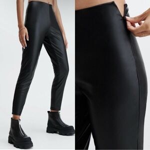 Fabletics Black Vegan Leather High-Waisted Side Zipper Leggings Size Medium